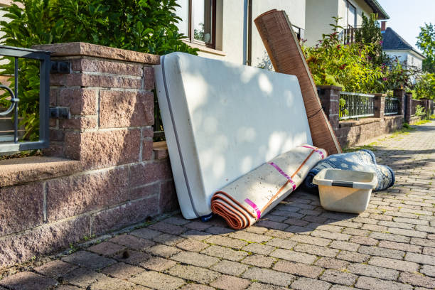 Best Moving and Downsizing Cleanouts  in Highland Beach, FL